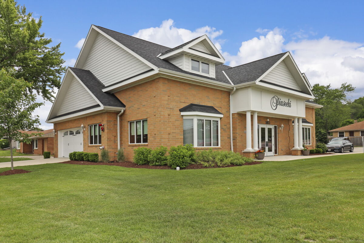 Piasecki Funeral Home | Kenosha Funerals & Cremations