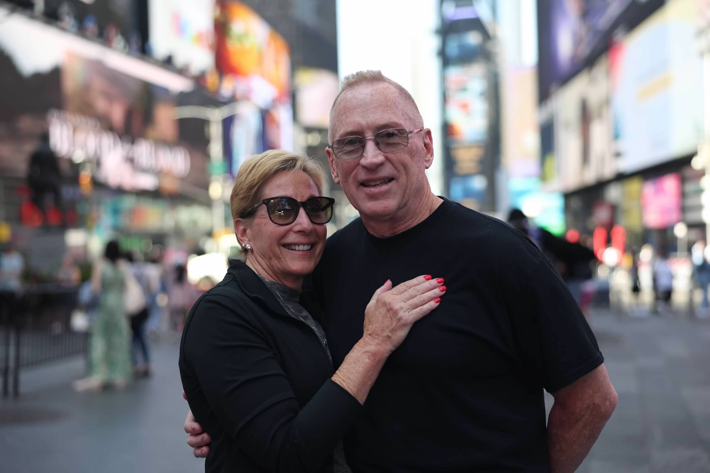 Pat Ryan And Lynda Times Square Pat Ryan And Lynda Times Square